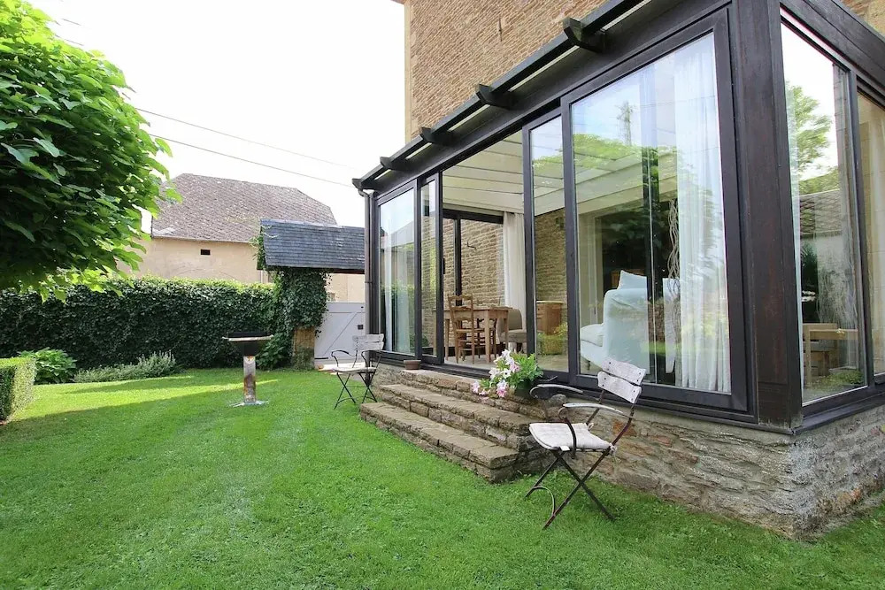 Unique Holiday Home in Virton with Hot Tub