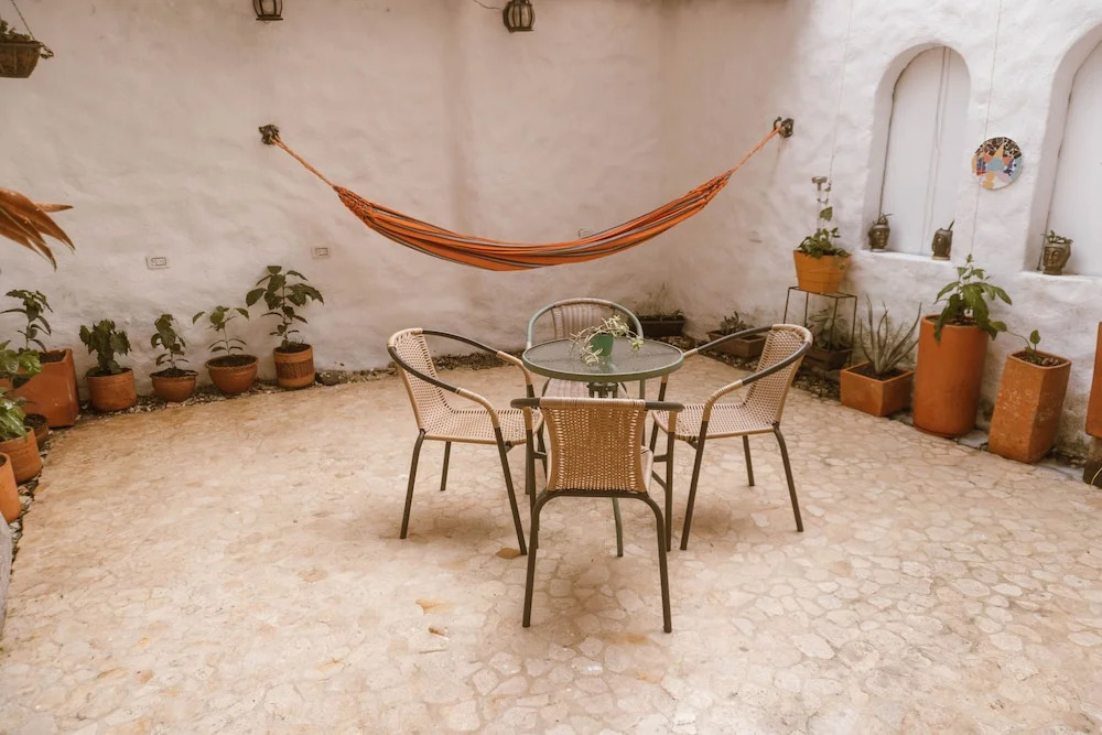 Tuki Hostel & Lounge