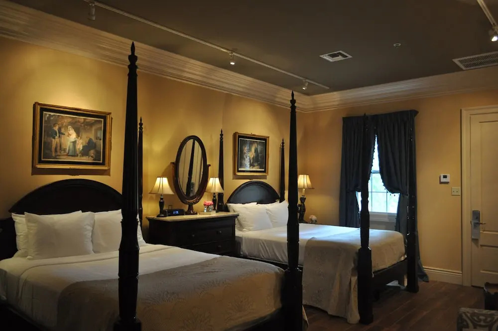 Houmas House Plantation and Gardens