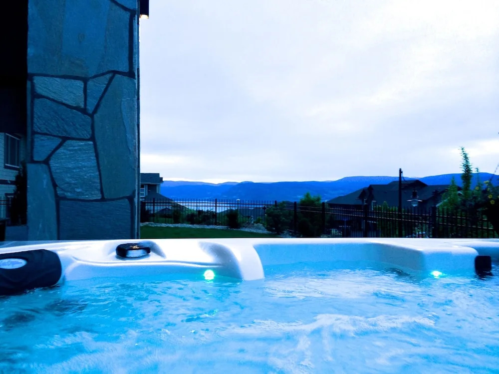 Hilltop Escape B&B