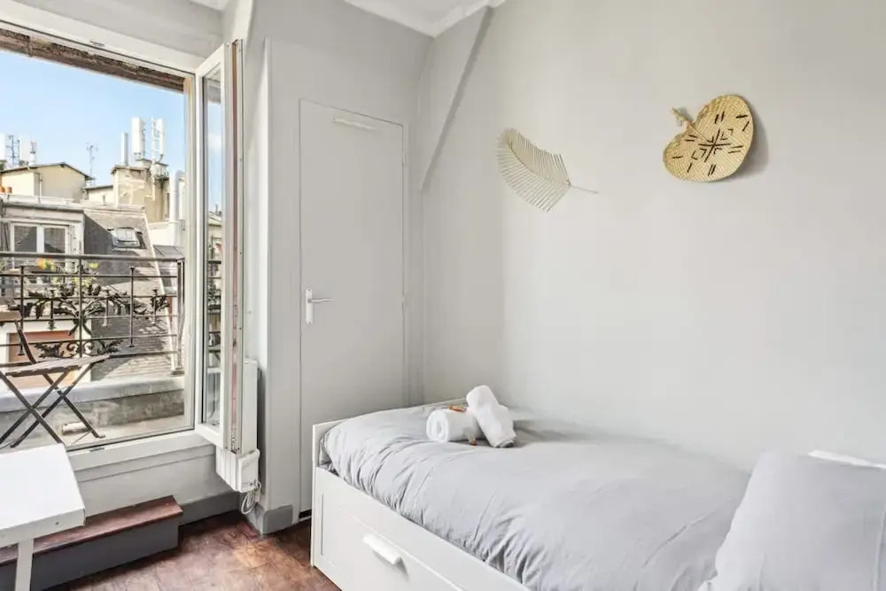Charming Studio- Balcony in Montmartre- Mobility