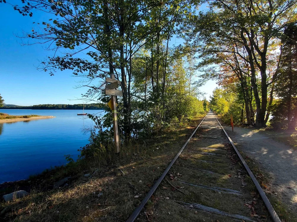 Lake Wentworth Inn
