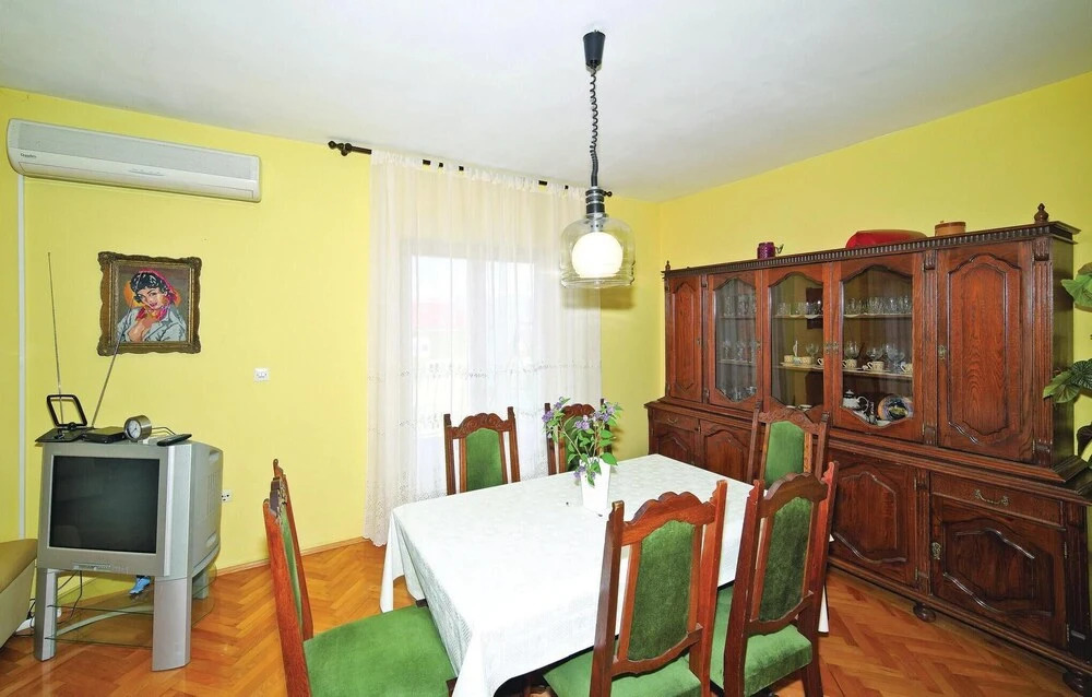 Beautiful Apartment in Mastrinka With Wifi and 2 Bedrooms