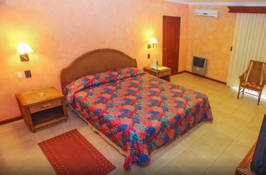 Hotel Los Parrales