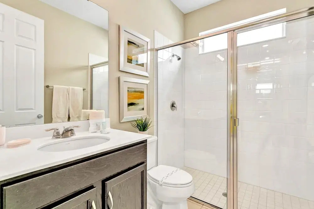 7BR Luxury Home With Hot Tub Private Pool BBQ