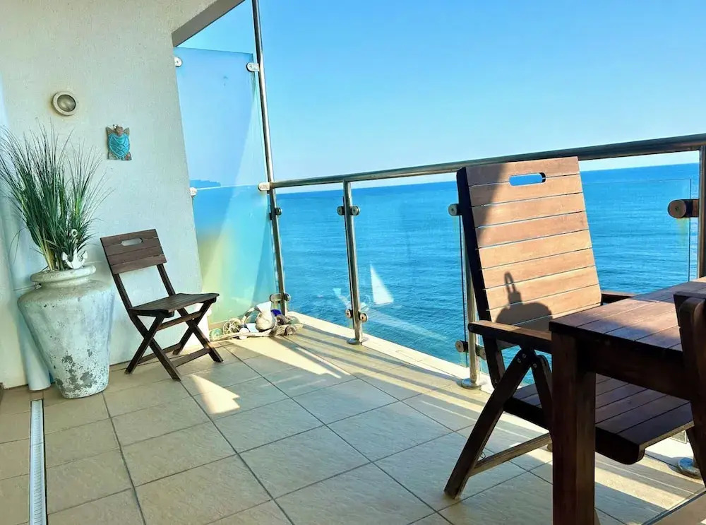 Seaside Bliss Retreat in Westward Ho!