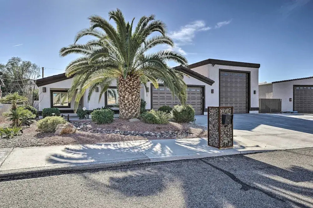 3 Mi to Lake: Lake Havasu Home w/ Pool