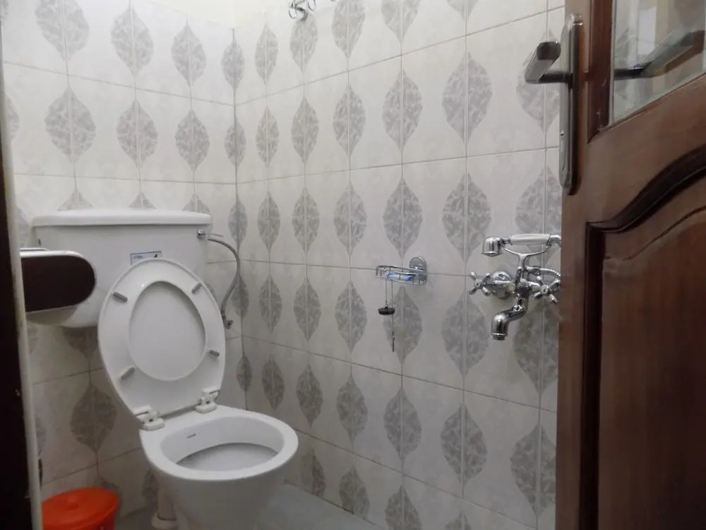 Japs Motel Mbarara