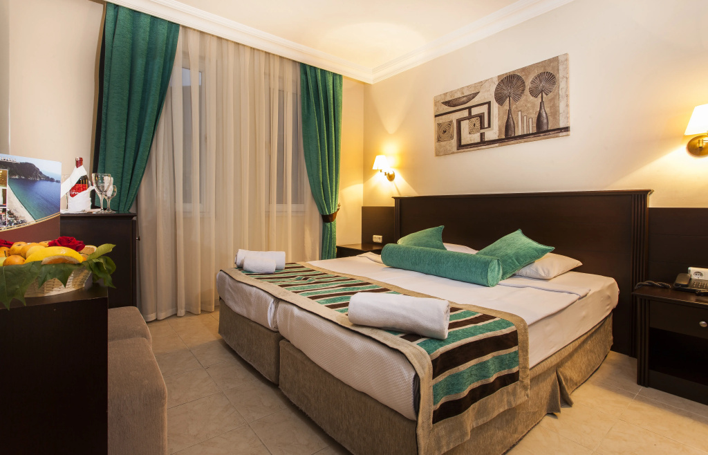 Kleopatra Royal Palm Hotel