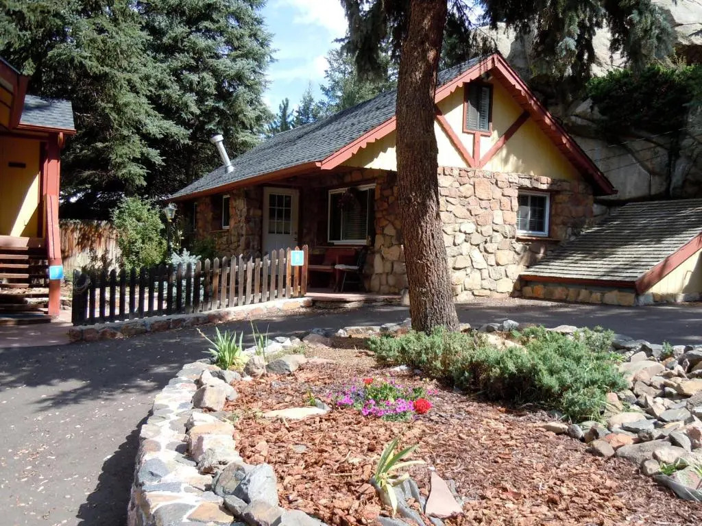 Alpen Way Chalet Mountain Lodge