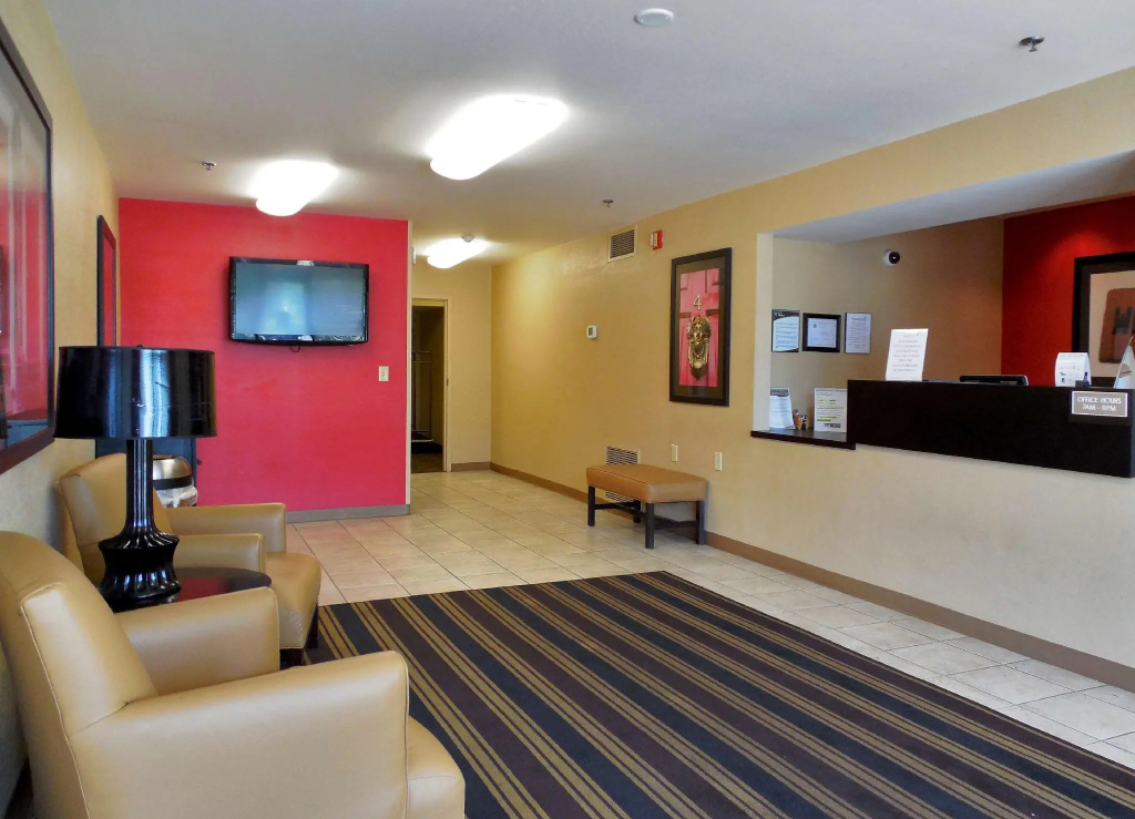 Extended Stay America Suites - Cleveland - Middleburg Heights