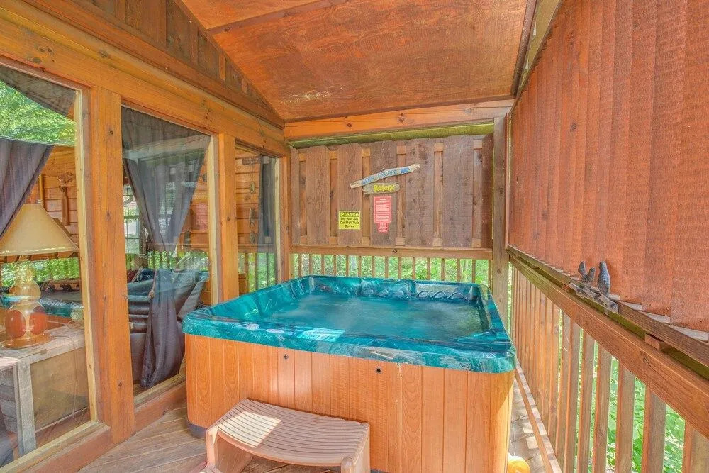 Bear Escape by Jackson Mountain Rentals