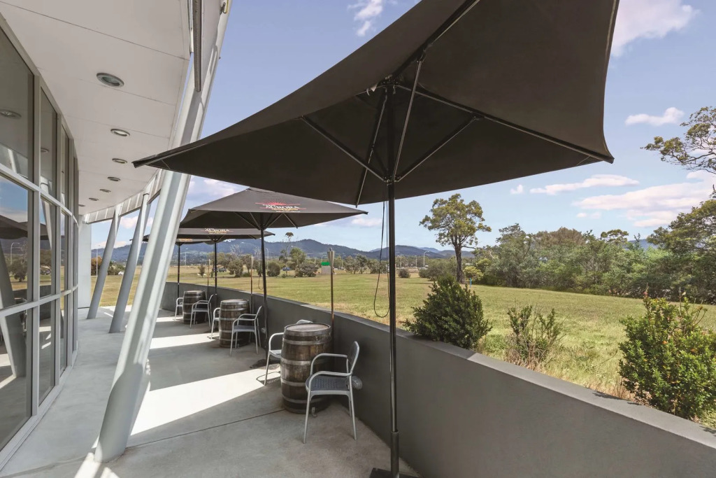 Mantra Hobart Airport