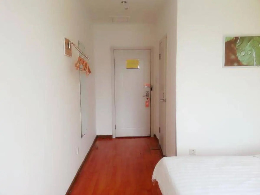 7 Days Inn Shanghai Zhangjiang Branch