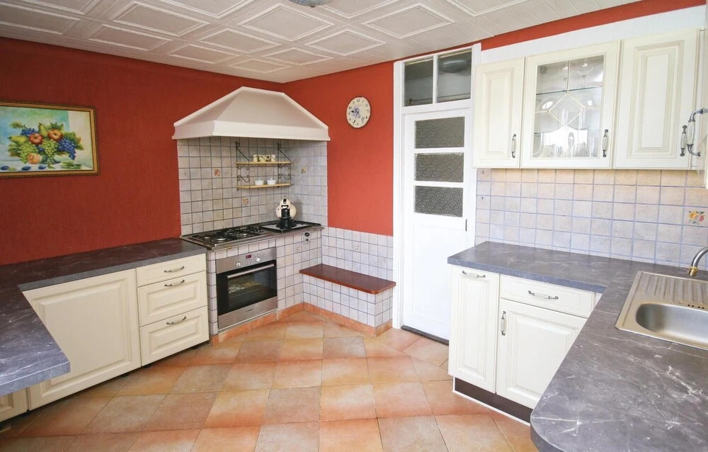 8 Bedroom Beautiful Home In Matulji