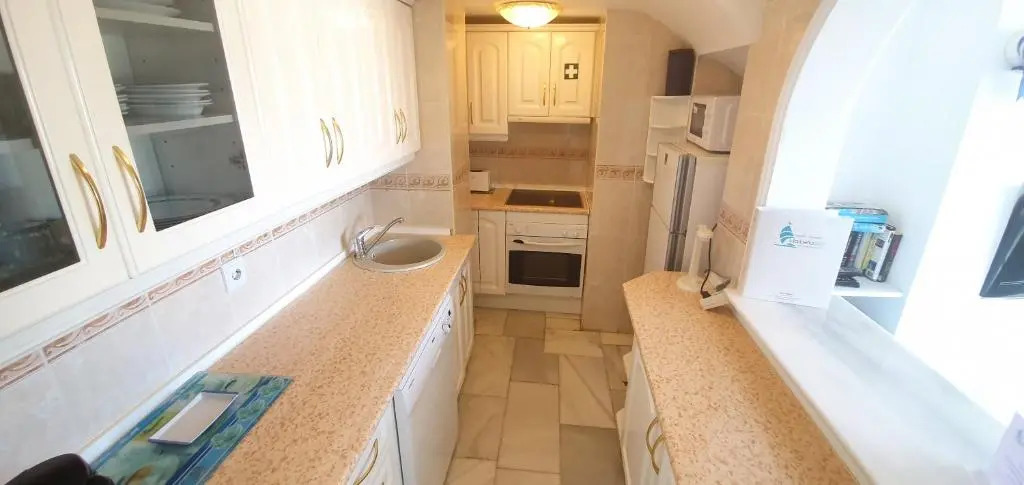 Fantastic 2 Bedroom Apartment for Rent in Skol Marbella 708