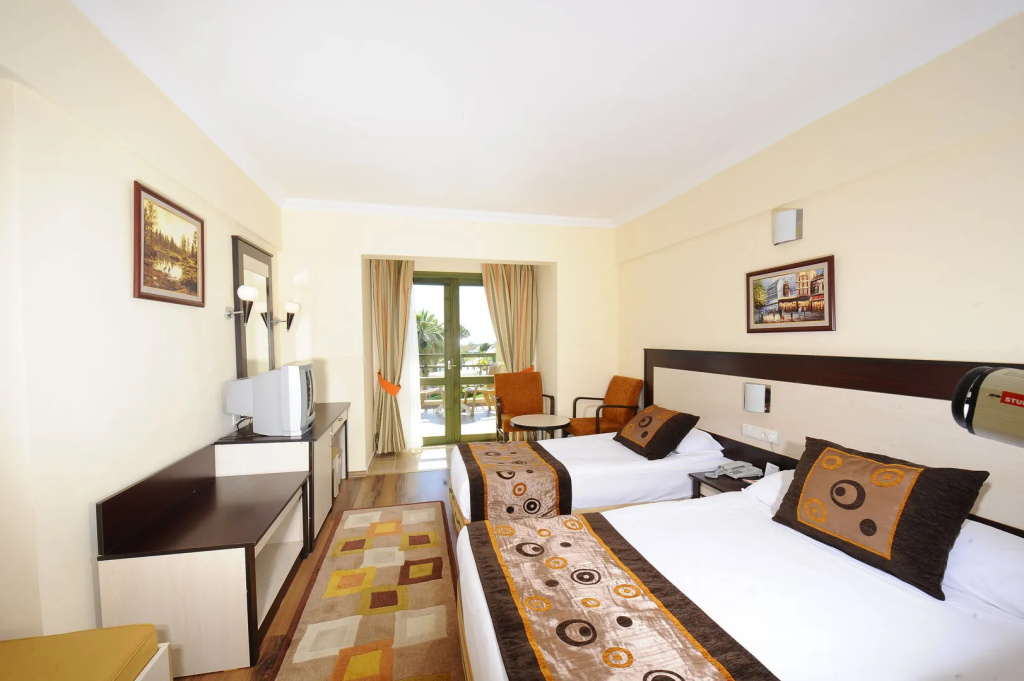 Oz Hotels Incekum Beach
