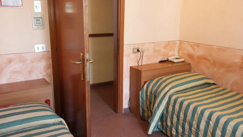 Hotel Monica