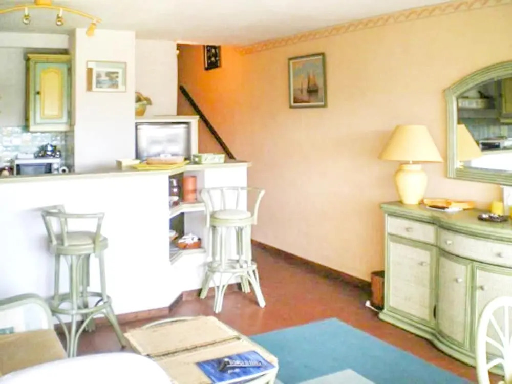 Apartment With one Bedroom in Le Lavandou, With Wonderful sea View and