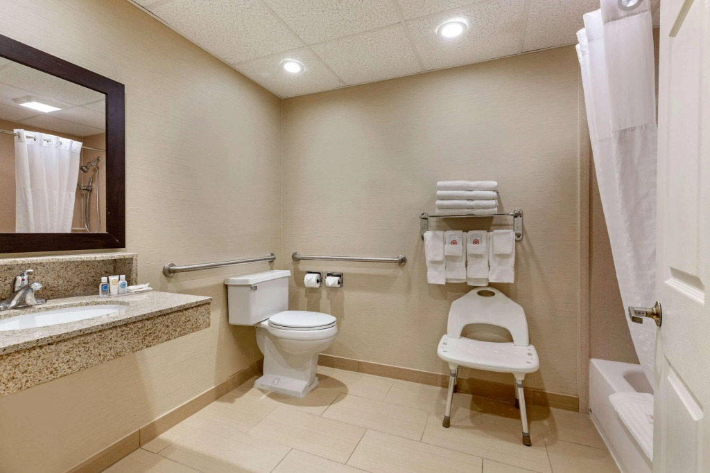 Comfort Inn Auburn-Worcester