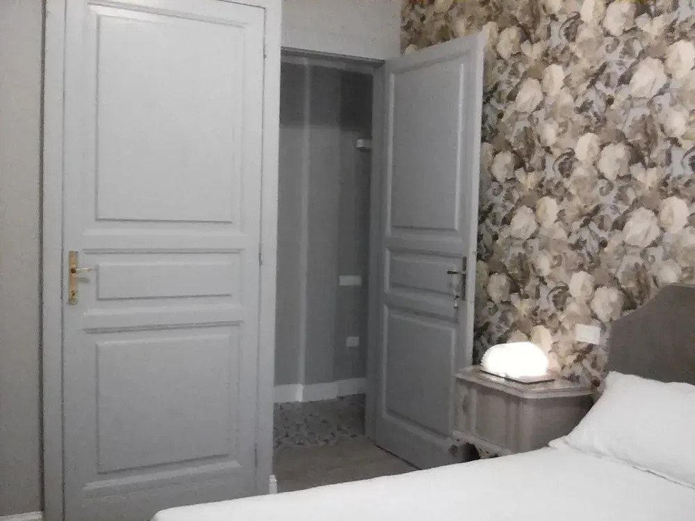 Guest House 73