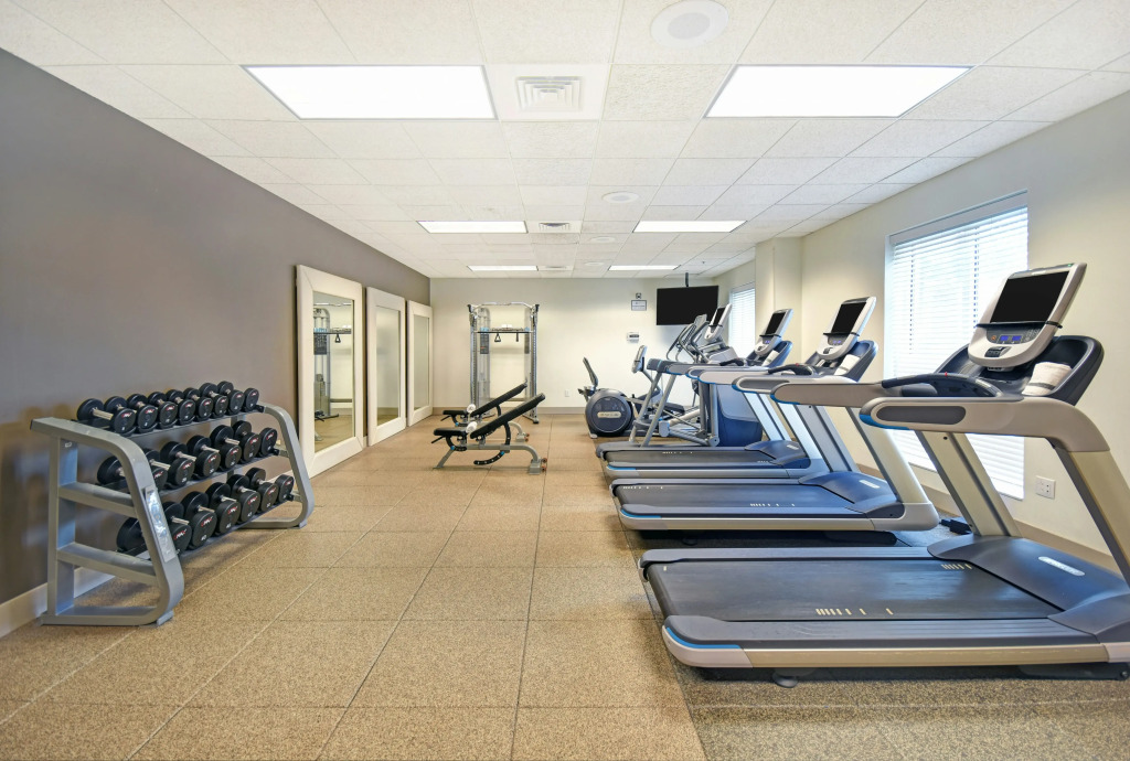 Отель Embassy Suites by Hilton Charleston