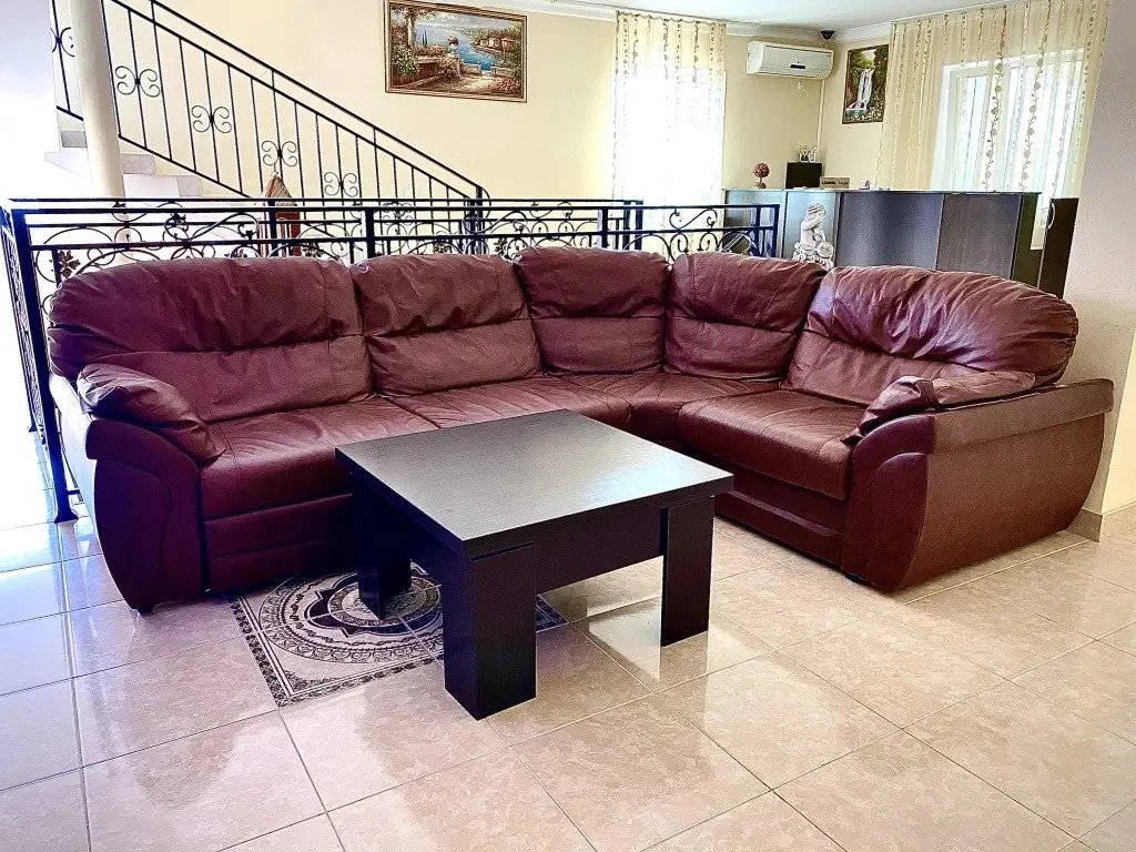 Natela Guest House