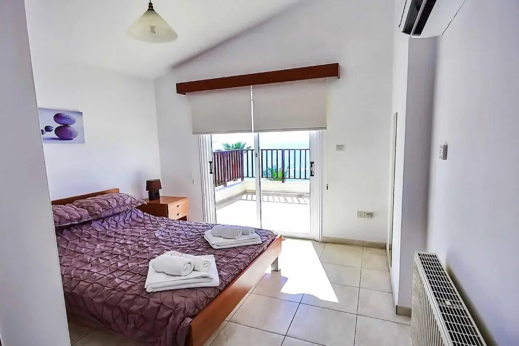 Villa Castania