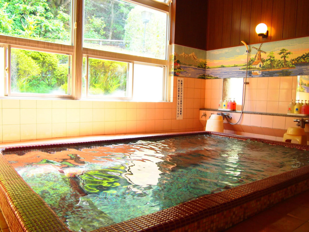 Yourou Onsen Honkan