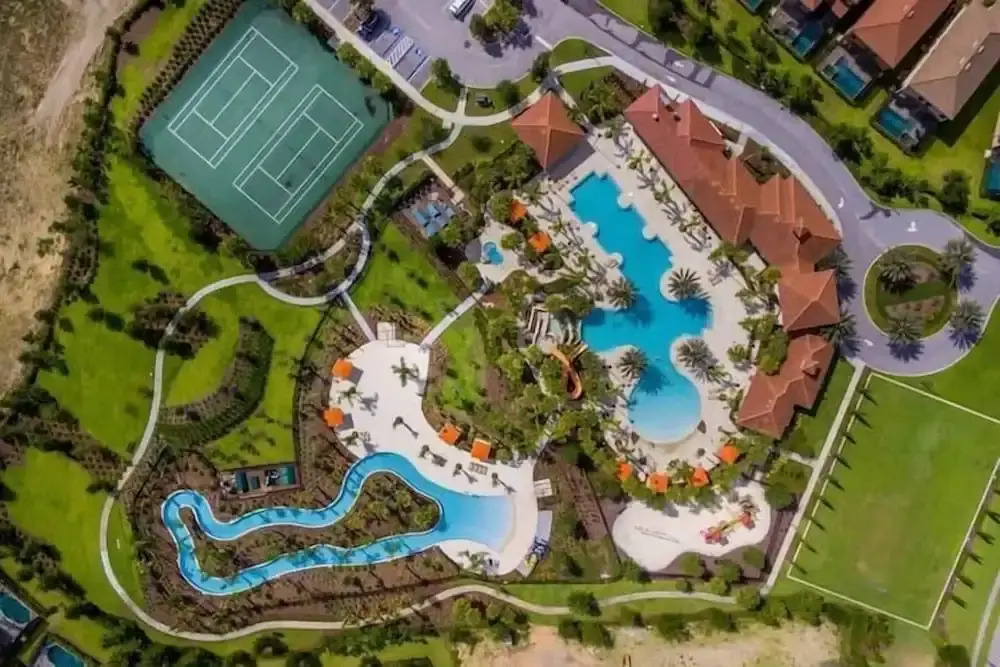 4606 TD - 5BR Townhome Marvel: Private Pool