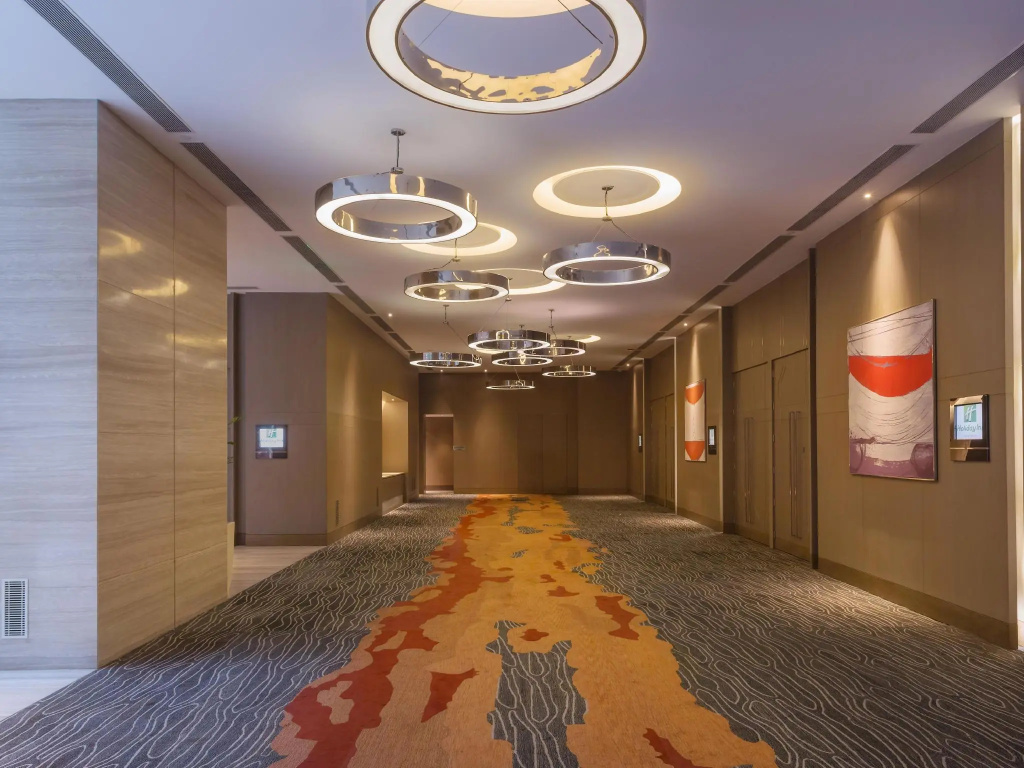 Holiday Inn New Delhi Aerocity by IHG