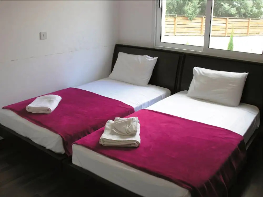 Accomoteleia Crystal Lagoon Villa