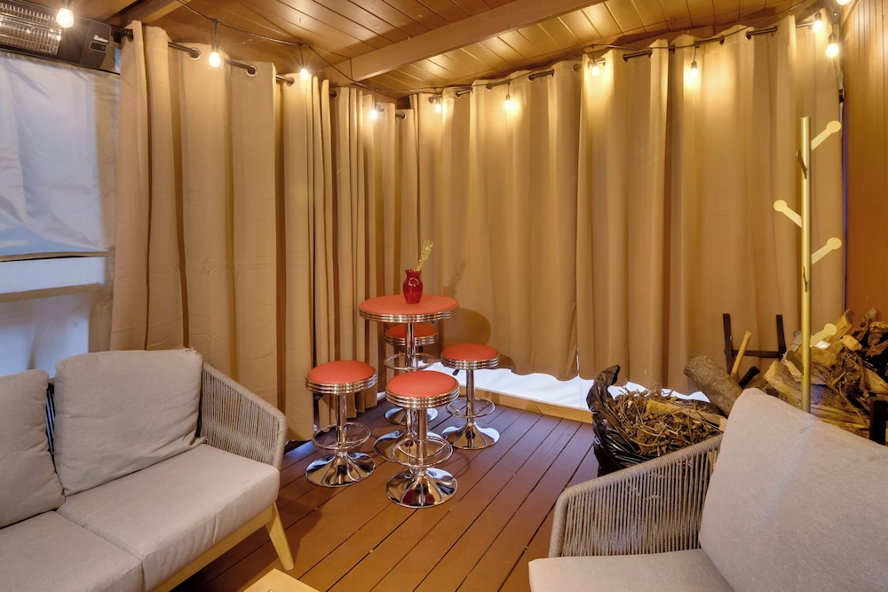 Outdoor Oasis in Pine Mountain Club! Cabin Getaway