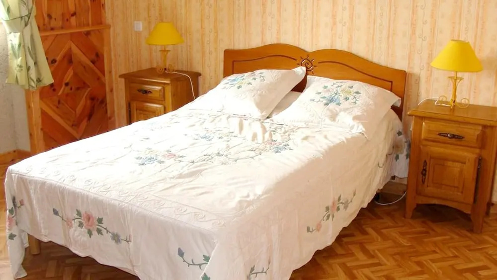 Property With 5 Bedrooms in Rentières, With Wonderful Mountain View, Enclosed Garden and Wifi - 39 km From the Slopes