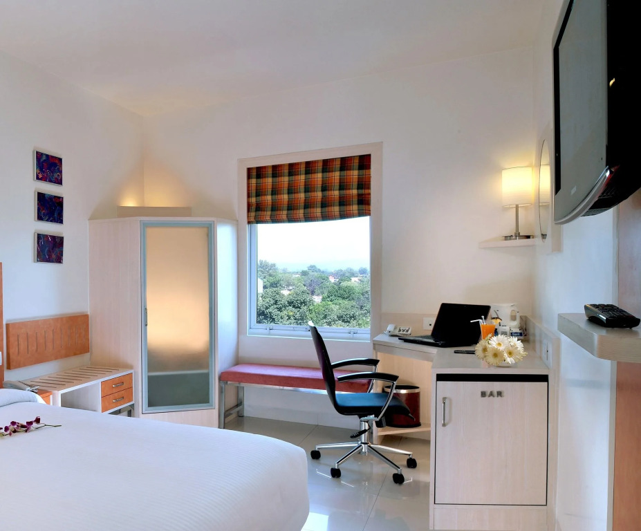 Hometel Chandigarh