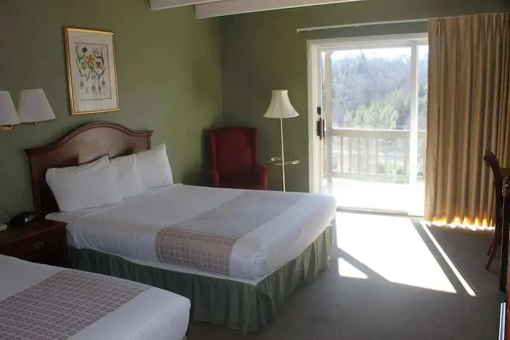 Kingwood Resort & Golf Club