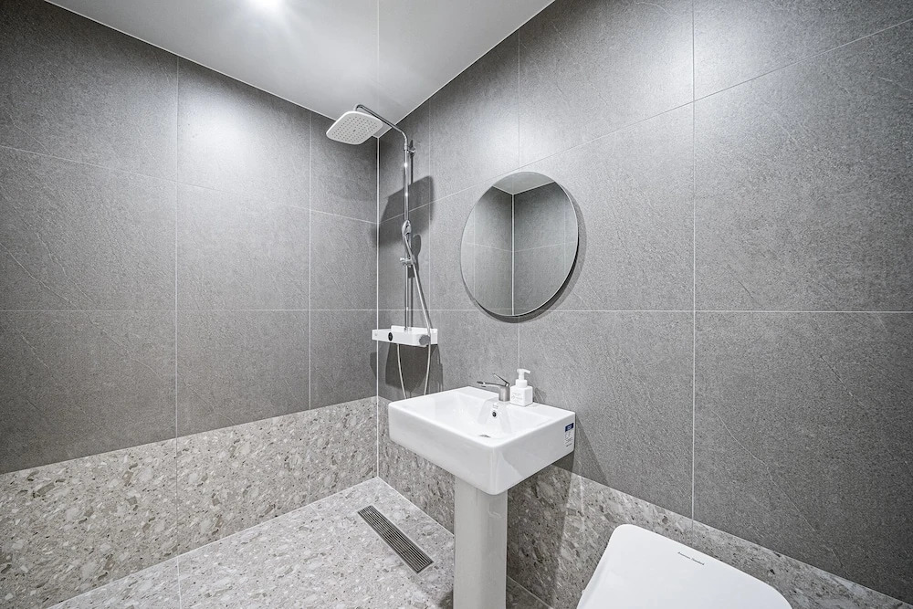 Poverta Stay Hotel