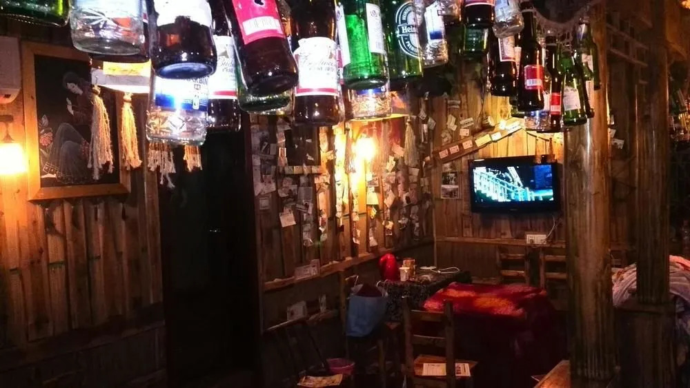 Happy Utopia B&B (Fenghuang Ancient City Nanhua Branch)