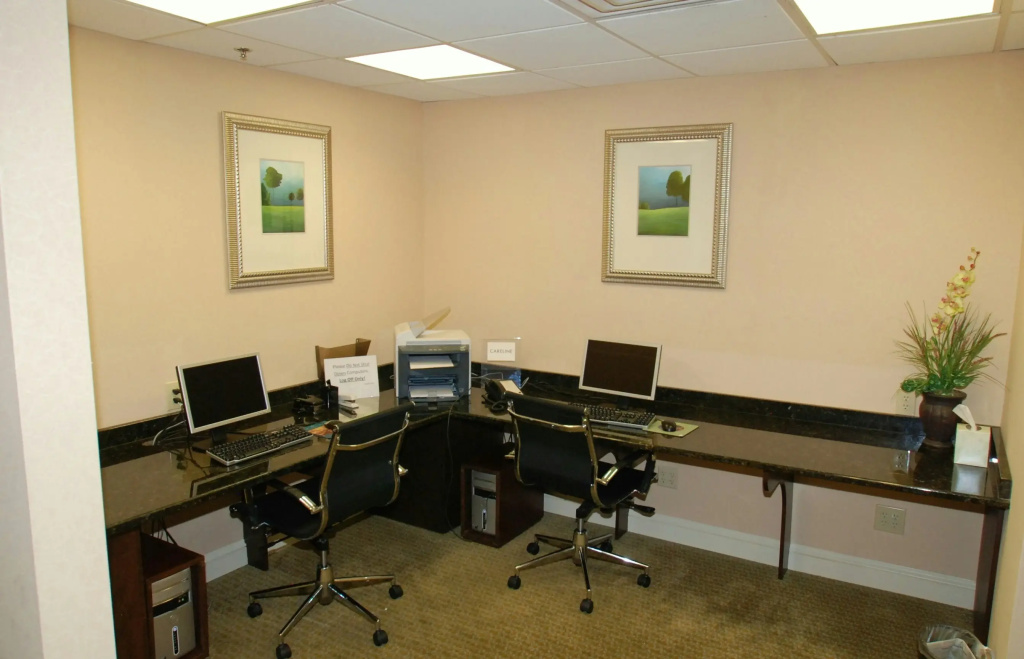 DoubleTree by Hilton Fayetteville