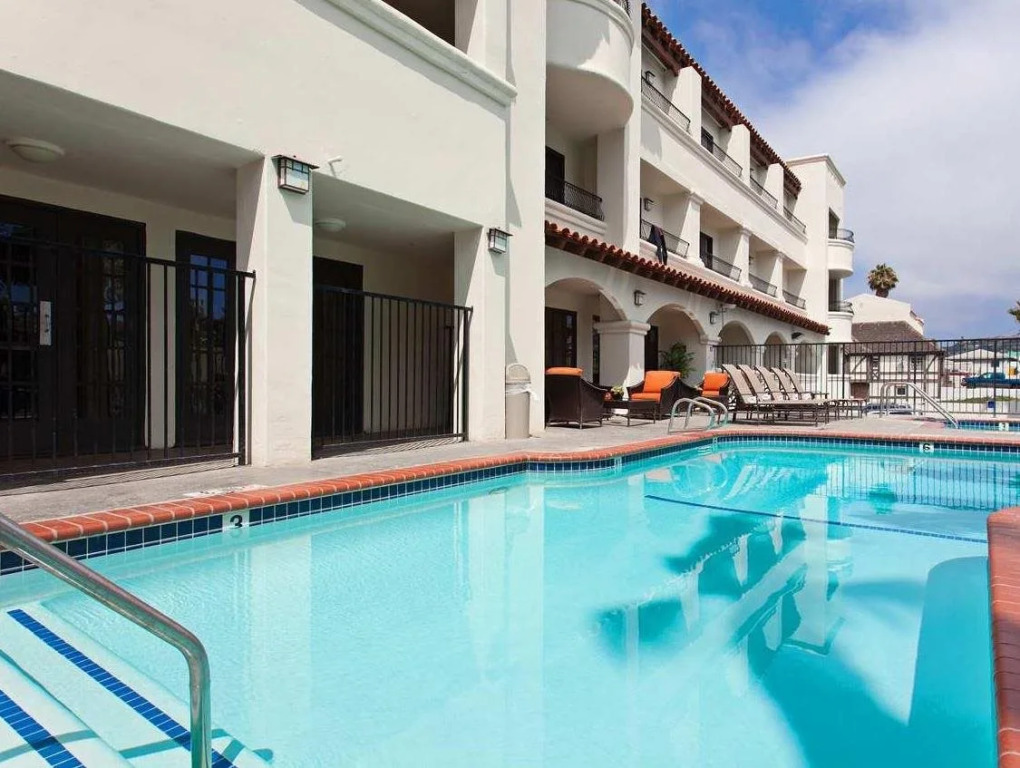 Hampton Inn & Suites San Clemente - Fully Renovated