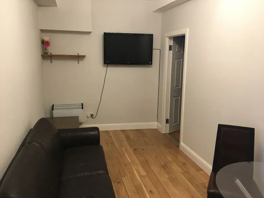 Drummond Street Apartments