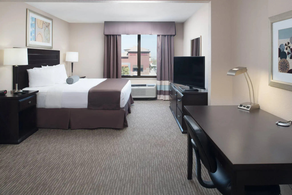 Best Western Plus Las Vegas South Henderson