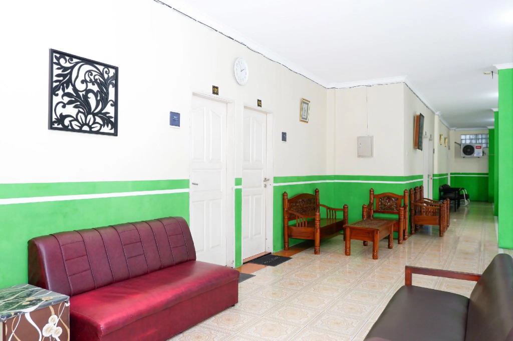 OYO 338 Guest House Omah Manahan