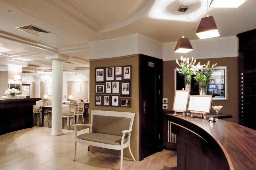 Hotel Royal