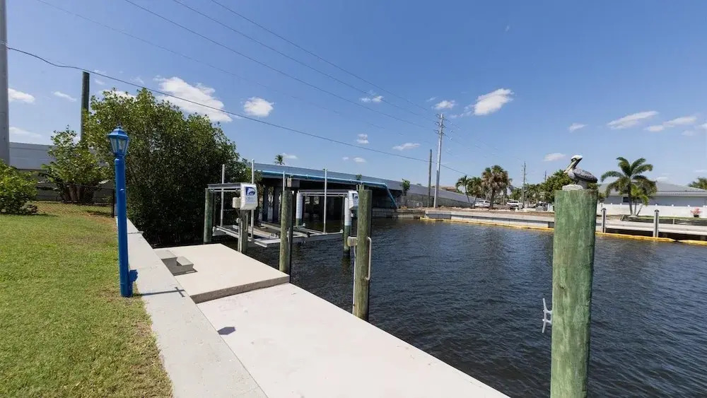 The Canal House Of Punta Gorda Isles, Pool, Pet Friendly, Kayaks, Bikes 3 Bedroom Home