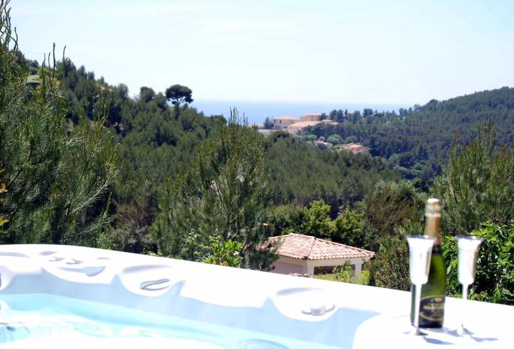 Chambres et tables dhôtes , spa et séjour bien être , Le Clos de la Chèvre Sud