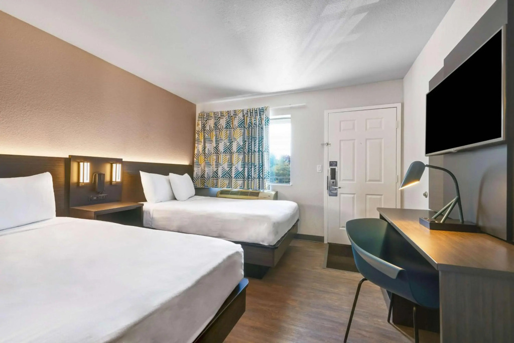 Motel 6-Kirkland, WA - North Kirkland