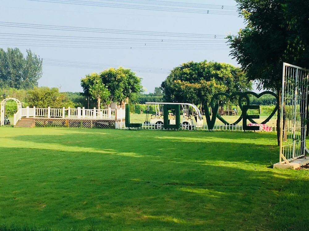 Chateau Monette Hotel & Resort