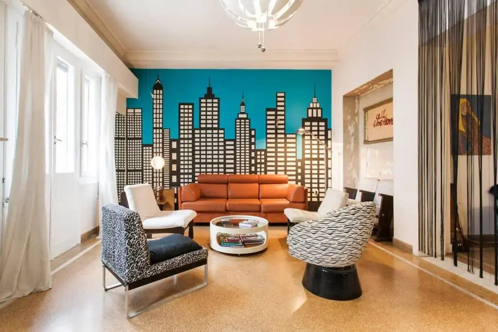 Mid century 3 bdr city centre townhouse