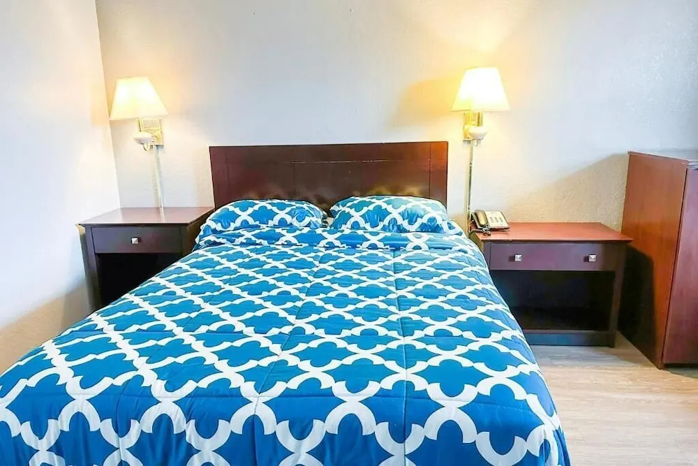 Happy extended stay inn by BestAcco